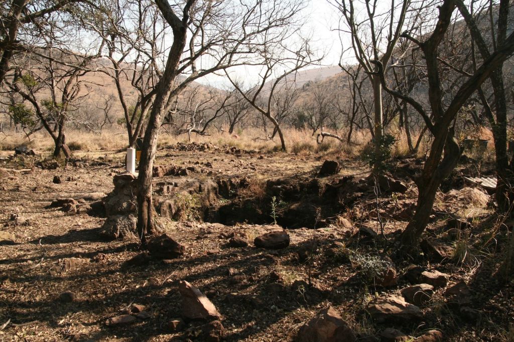 Malapa Fossil Site, August 2011 Site Of Discovery Of Australopithecus Sediba   View North